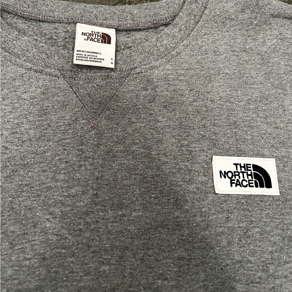 The North Face Men's Gray Sweatshirt - Picture 2 of 4